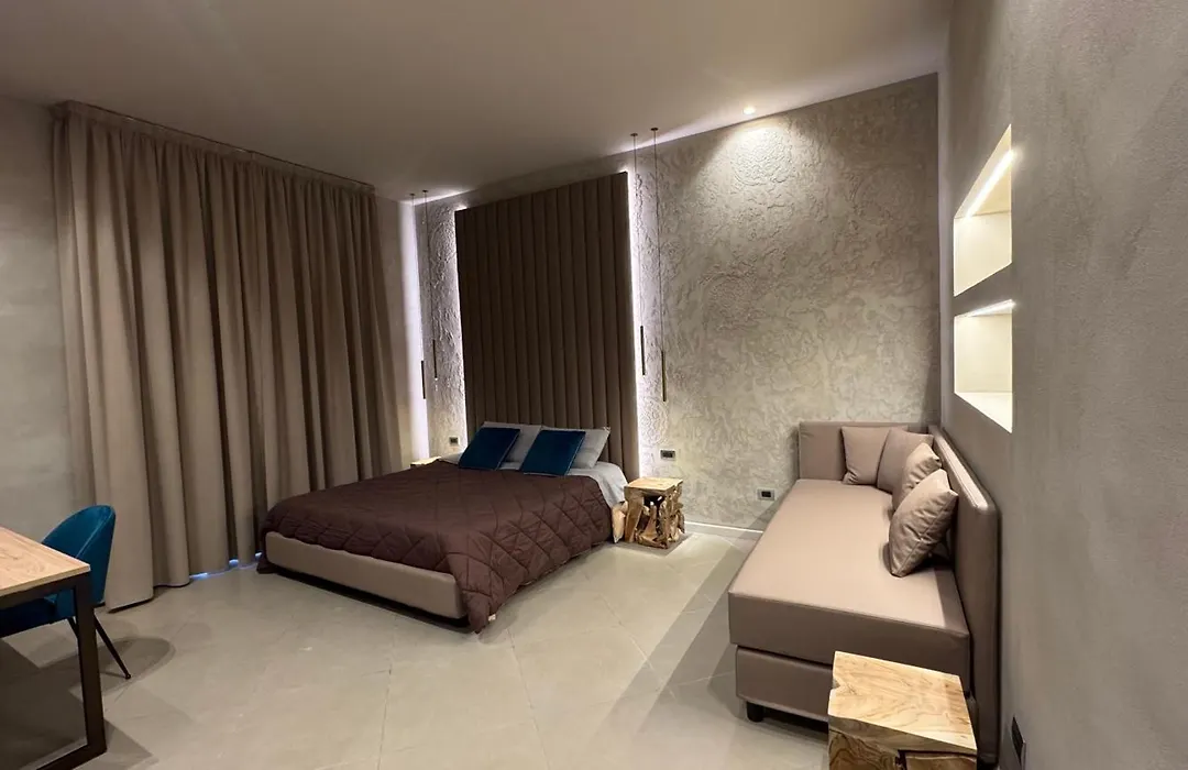 Tropicana Room-1